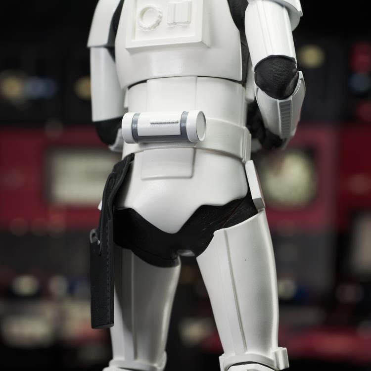 Star Wars: A New Hope Milestones Han Solo (Stormtrooper Disguise) 1/6 Scale Limited Edition Exclusive Statue Gallery Image 11