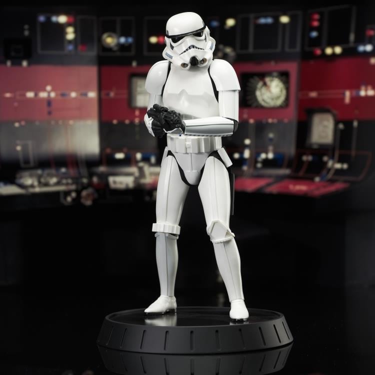 Star Wars: A New Hope Milestones Han Solo (Stormtrooper Disguise) 1/6 Scale Limited Edition Exclusive Statue Gallery Image 8
