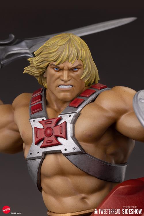 Masters of the Universe He-Man and Battle Cat Classic Deluxe Maquette Gallery Image 10
