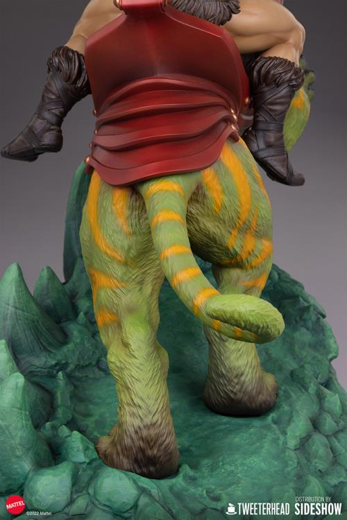 Masters of the Universe He-Man and Battle Cat Classic Deluxe Maquette Gallery Image 18