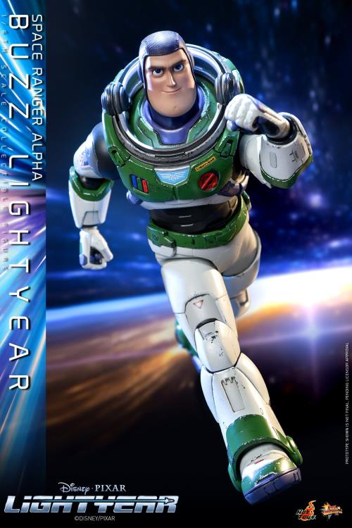 Lightyear MMS634 Buzz Lightyear (Space Ranger Alpha) 1/6th Scale Collectible Figure Gallery Image 4