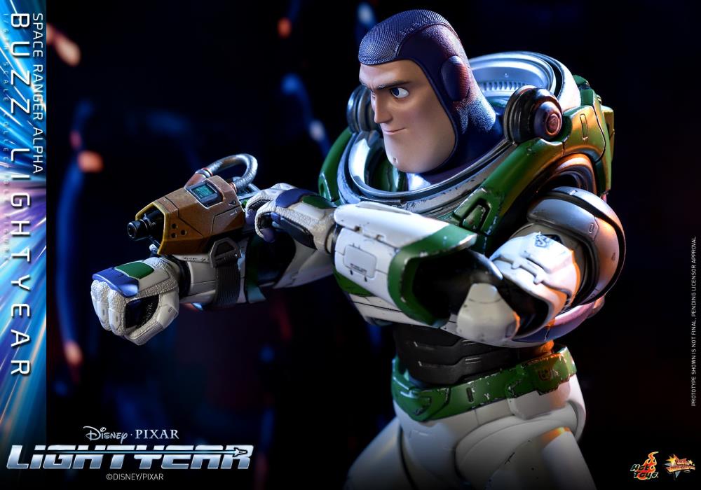 Lightyear MMS634 Buzz Lightyear (Space Ranger Alpha) 1/6th Scale Collectible Figure Gallery Image 9