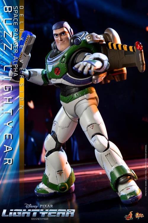 Lightyear MMS635 Buzz Lightyear (Space Ranger Alpha) Deluxe 1/6th Scale Collectible Figure Gallery Image 10