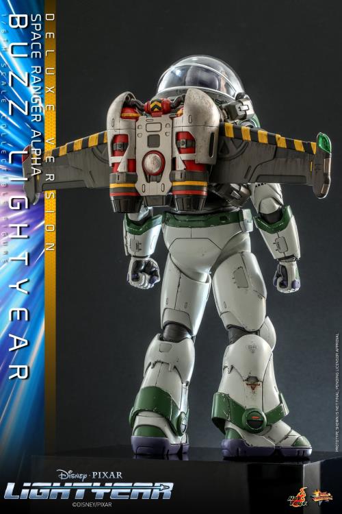 Lightyear MMS635 Buzz Lightyear (Space Ranger Alpha) Deluxe 1/6th Scale Collectible Figure Gallery Image 6