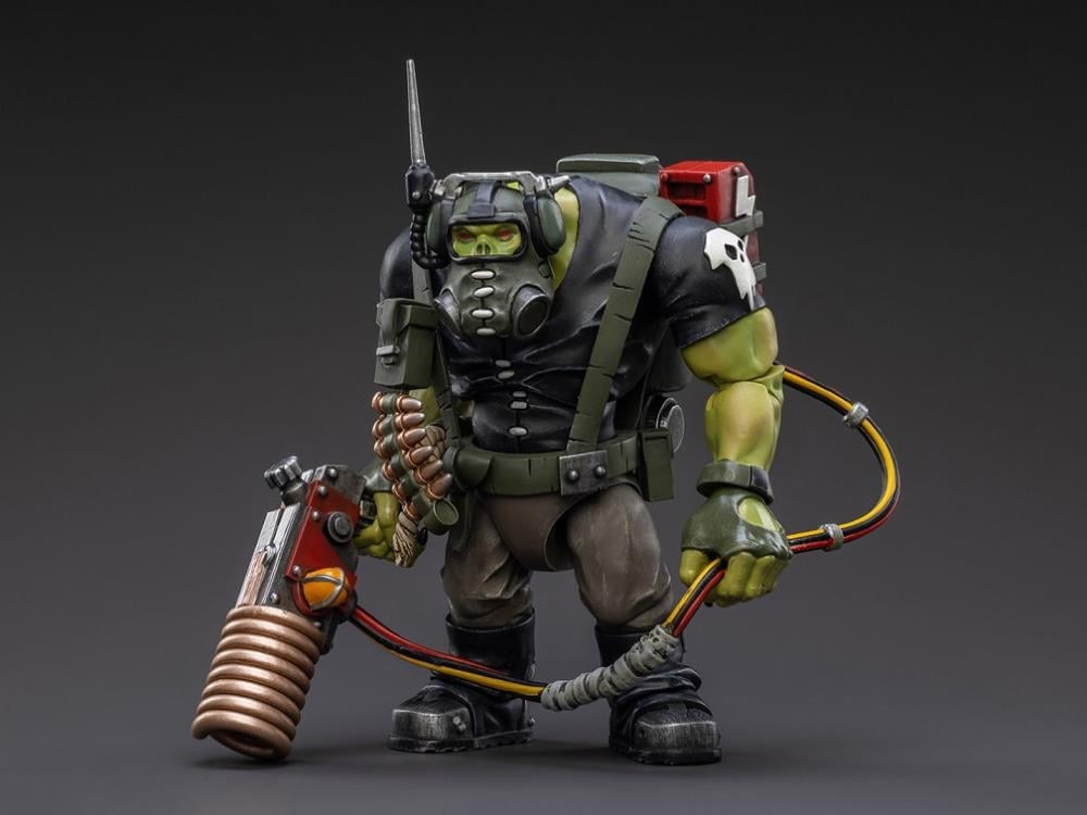 Warhammer 40K Ork Kommandos Comms Boy Wagzuk 1/18 Scale Figure Gallery Image 4