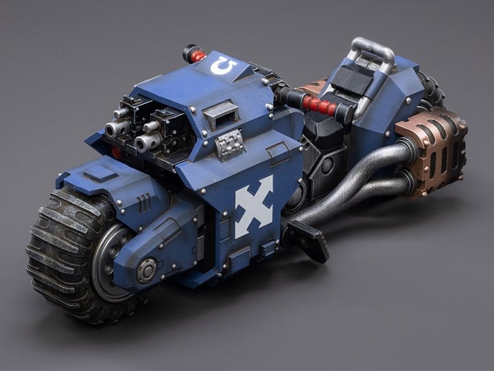Warhammer 40k Ultramarines Raider-Pattern Combat Bike 1/18 Scale Gallery Image 1