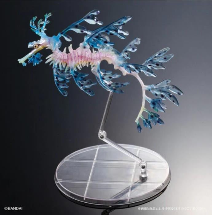 The Diversity of Life on Earth Leafy Sea Dragon (Blue) Exclusive Figure Gallery Image 3