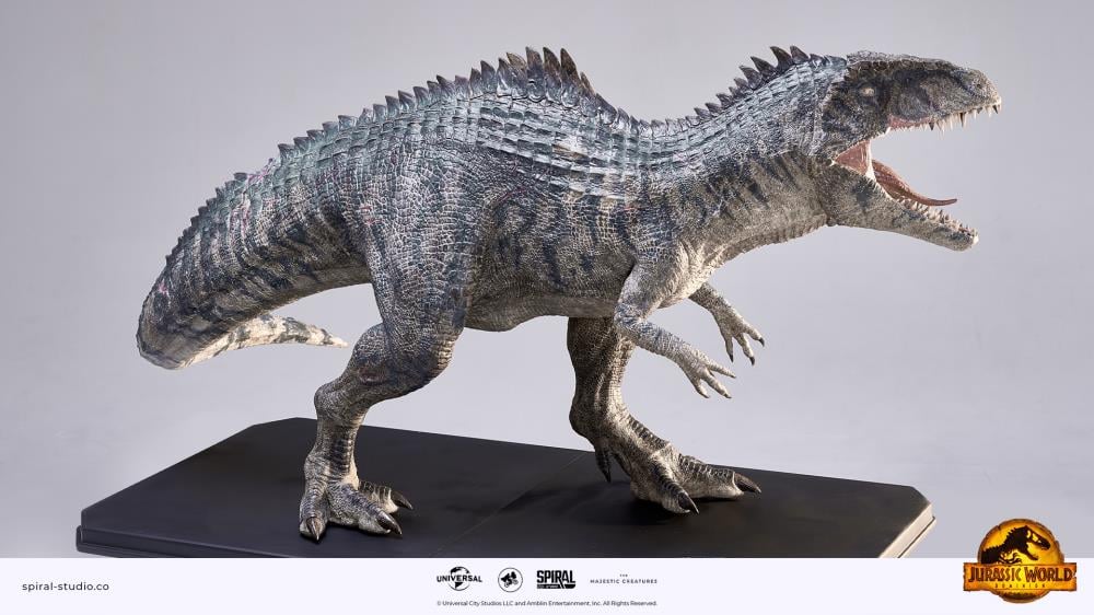 Jurassic World: Dominion The Majestic Creatures Giganotosaurus 1/10 Scale Limited Edition Statue Gallery Image 8