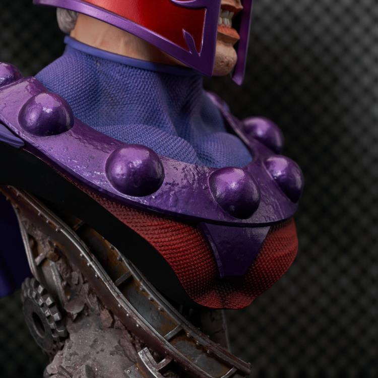 Marvel Legends in 3D Magneto 1/2 Scale Limited Edition Bust Gallery Image 10