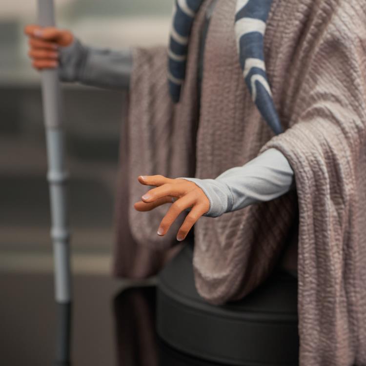 Star Wars: Rebels Ahsoka Tano 1/6 Scale Limited Edition Bust Gallery Image 11