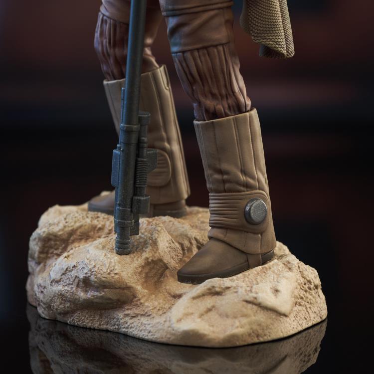 Star Wars: Return of the Jedi Premier Collection Leia in Boussh Disguise 1/7 Scale Limited Edition Statue Gallery Image 14