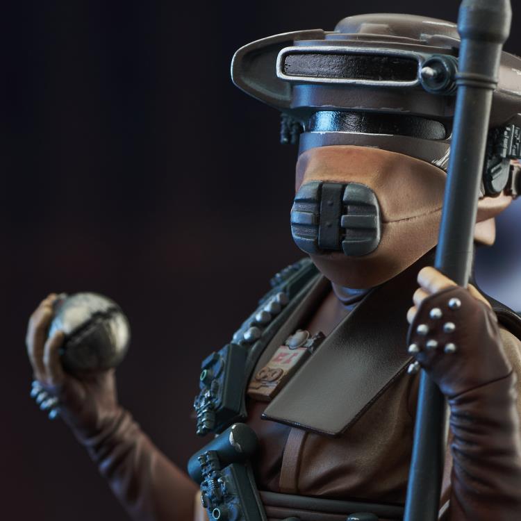 Star Wars: Return of the Jedi Premier Collection Leia in Boussh Disguise 1/7 Scale Limited Edition Statue Gallery Image 10