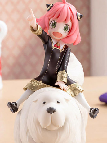 Spy x Family Anya Forger & Bond Forger Premium Figure Gallery Image 2