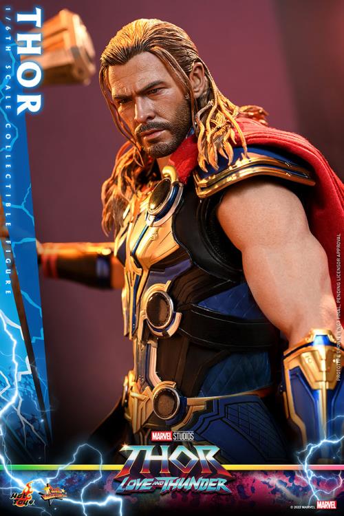 Thor: Love and Thunder MMS655 Thor 1/6th Scale Collectible Figure Gallery Image 8