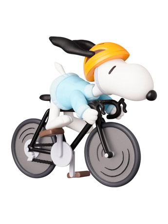 Peanuts Ultra Detail Figure No.691 Snoopy (Bicycle Rider) Gallery Image 2