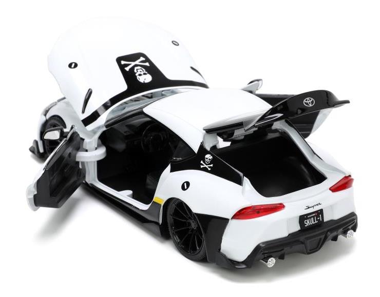 Robotech Hollywood Rides Die-Cast Roy Fokker & 1/24 Scale 2020 Toyota Supra HWR Gallery Image 17