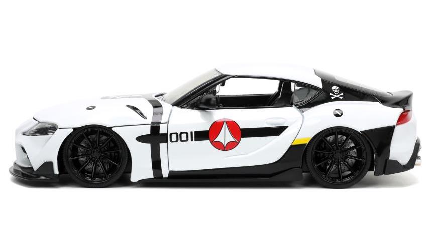 Robotech Hollywood Rides Die-Cast Roy Fokker & 1/24 Scale 2020 Toyota Supra HWR Gallery Image 7