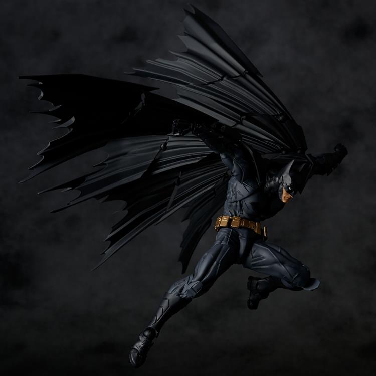 DC Comics Amazing Yamaguchi Revoltech No.009 Batman Action Figure (Reissue) Gallery Image 10