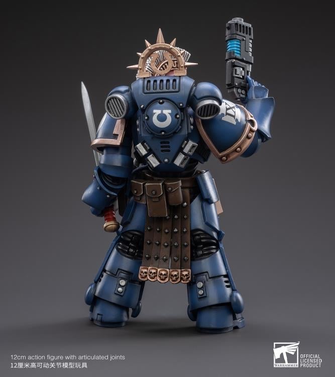 Warhammer 40K Ultramarines Veteran Sergeant Icastus 1/18 Scale Figure Gallery Image 4
