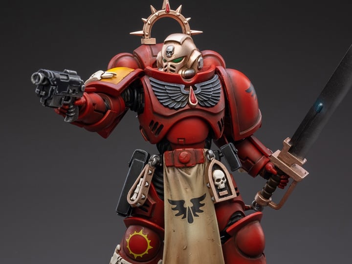 Warhammer 40K Blood Angels Primaris Lieutenant Tolmeron 1/18 Scale Figure Gallery Image 1