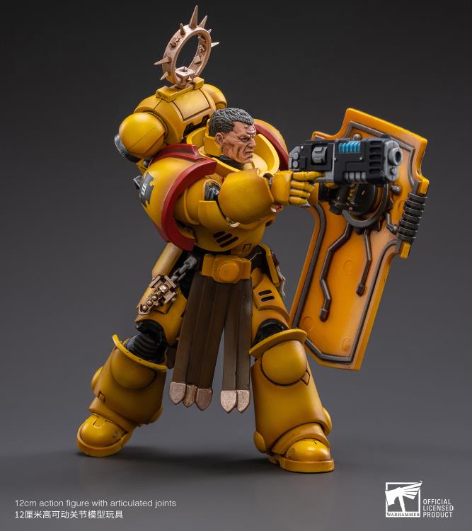 Warhammer 40K Imperial Fists Veteran Brother Thracius 1/18 Scale
