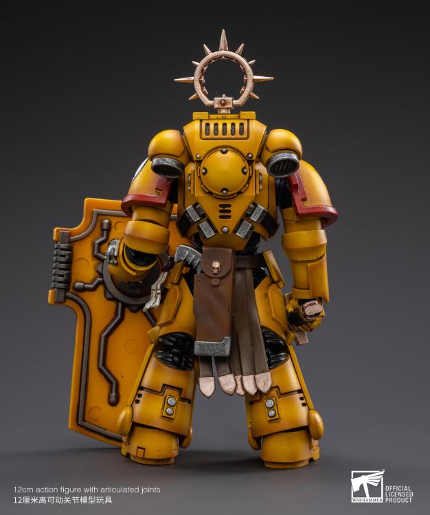 Warhammer 40K Imperial Fists Veteran Brother Thracius 1/18 Scale Figure Gallery Image 8