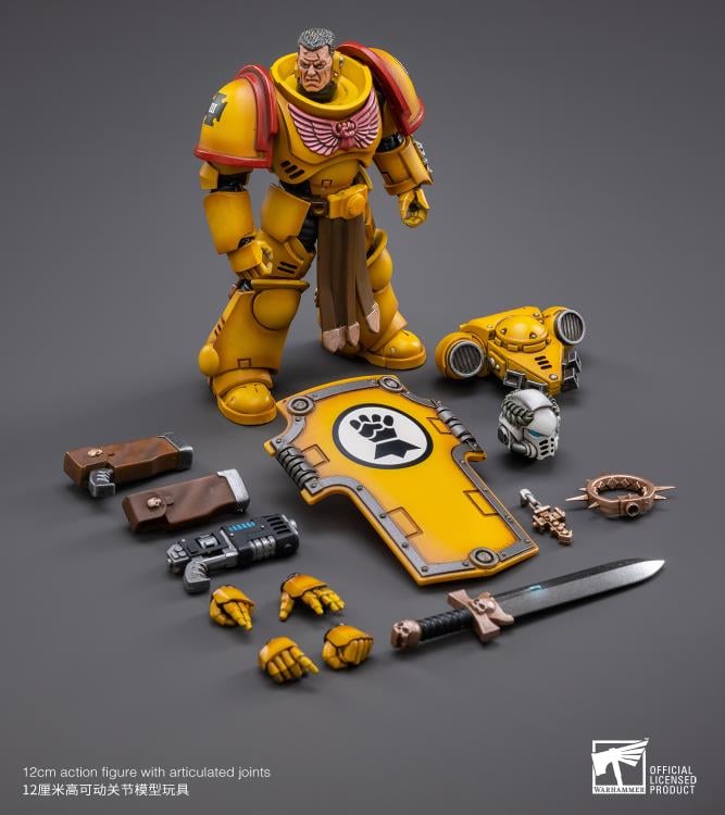 Warhammer 40K Imperial Fists Veteran Brother Thracius 1/18 Scale Figure Gallery Image 9