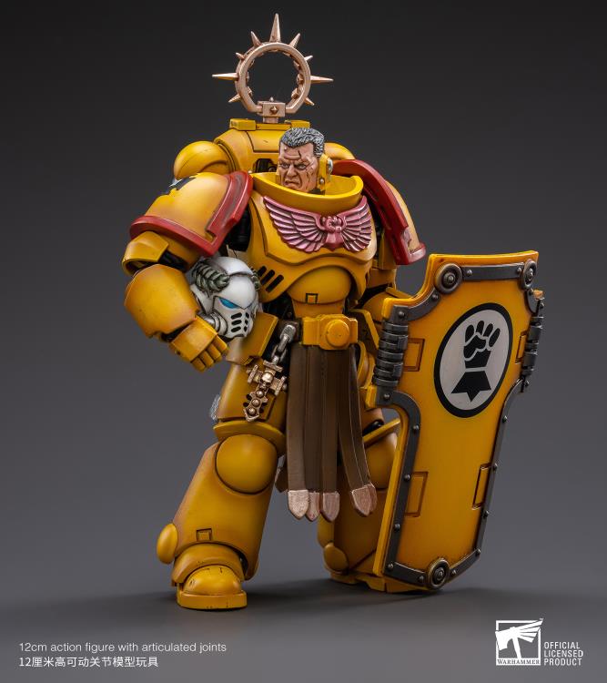 Warhammer 40K Imperial Fists Veteran Brother Thracius 1/18 Scale Figure Gallery Image 6