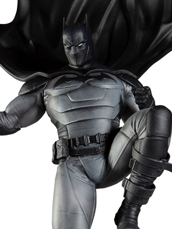 Batman Black and White Batman (Oliver Coipel) 1/10 Scale Statue Gallery Image 2