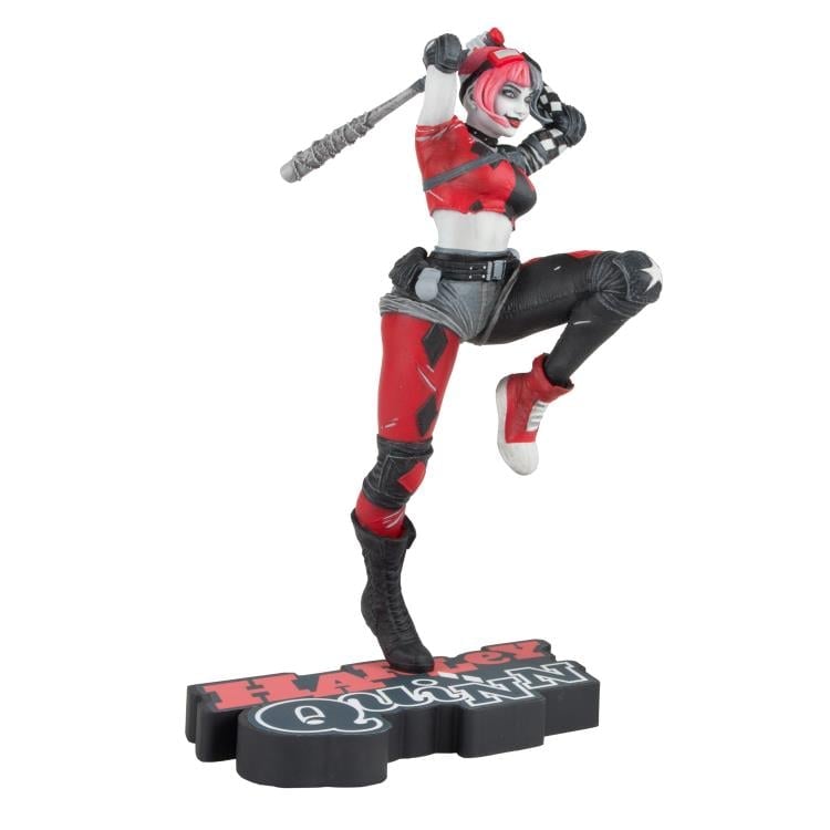DC Comics Red, White & Black Harley Quinn (Derrick Chew) Statue Gallery Image 4