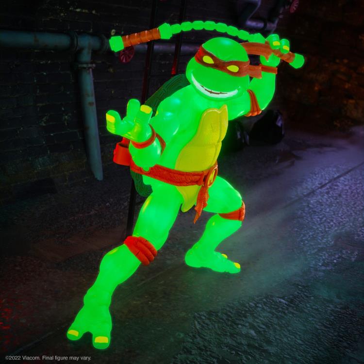 Teenage Mutant Ninja Turtles ULTIMATES! Mutagen Ooze Glow Michelangelo Exclusive Action Figure Gallery Image 3