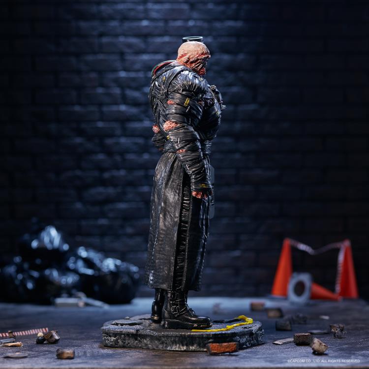 Resident Evil Nemesis Statue Gallery Image 7
