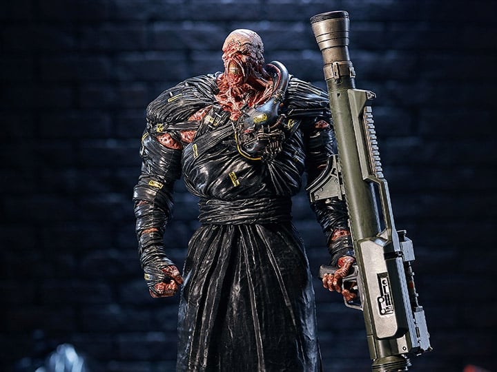 Resident Evil Nemesis Statue Gallery Image 1