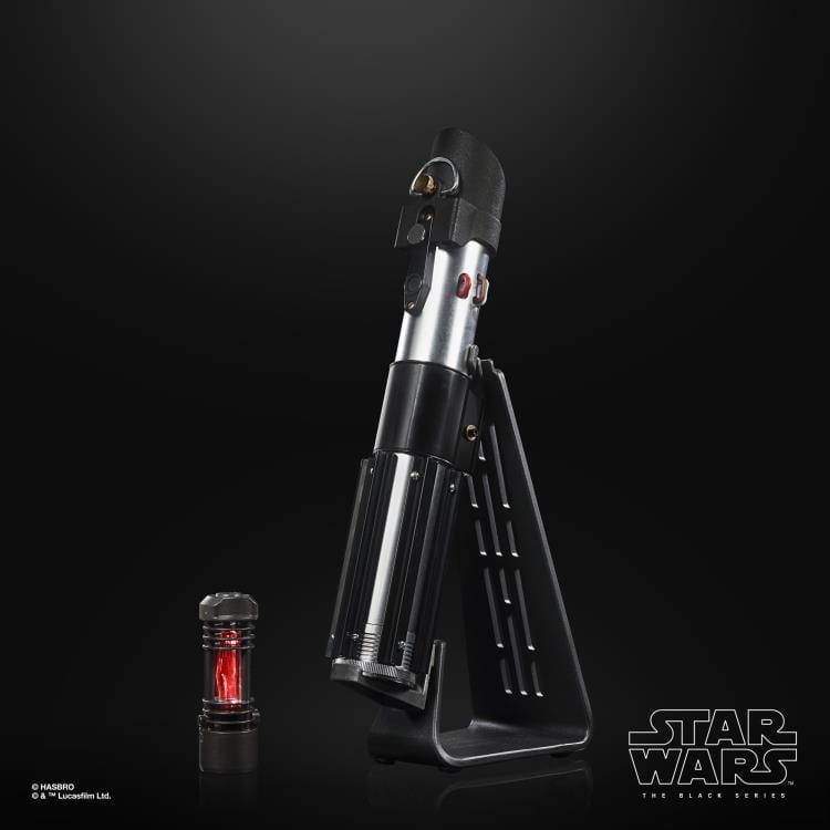 Star Wars: The Black Series Darth Vader (Obi-Wan Kenobi) Force FX Elite Lightsaber Gallery Image 9