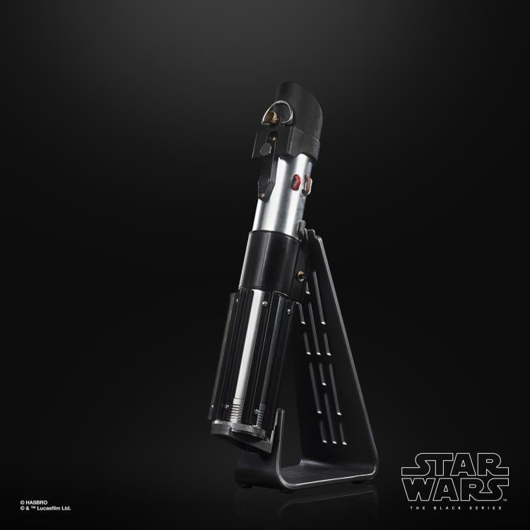 Star Wars: The Black Series Darth Vader (Obi-Wan Kenobi) Force FX Elite Lightsaber Gallery Image 7