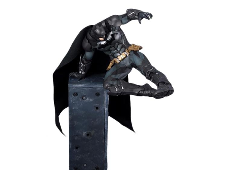 DC Comics Batman: Arkham Knight ArtFX+ Batman Statue Gallery Image 3