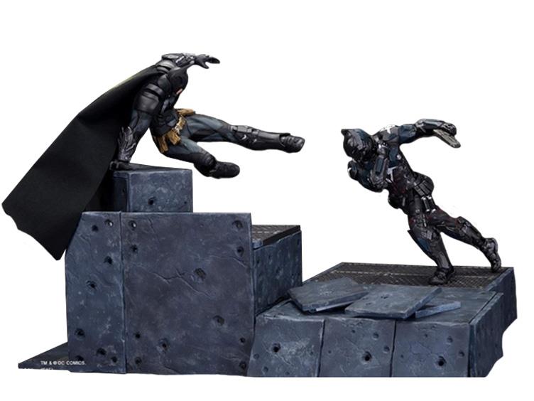 DC Comics Batman: Arkham Knight ArtFX+ Batman Statue Gallery Image 4