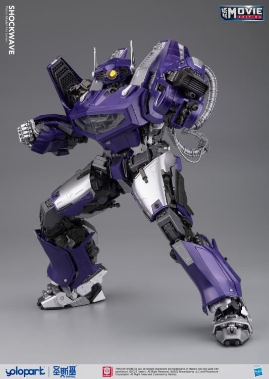 Transformers: Bumblebee Shockwave Model Kit Gallery Image 13