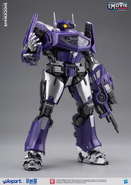 Transformers: Bumblebee Shockwave Model Kit Gallery Image 10