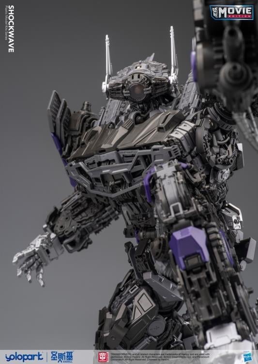 Transformers: Bumblebee Shockwave Model Kit Gallery Image 20