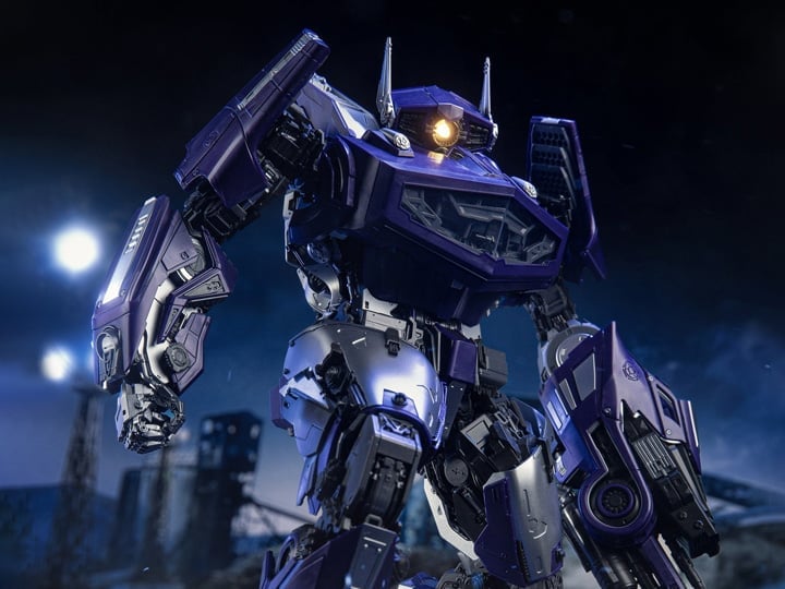 Transformers: Bumblebee Shockwave Model Kit Gallery Image 1