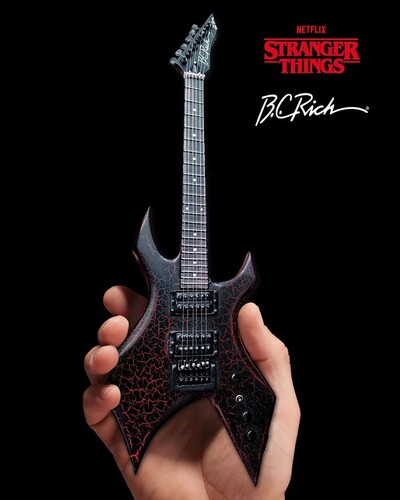 Stranger Things Eddie's BC Rich NJ Warlock Guitar 1/4 Scale Replica Gallery Image 5