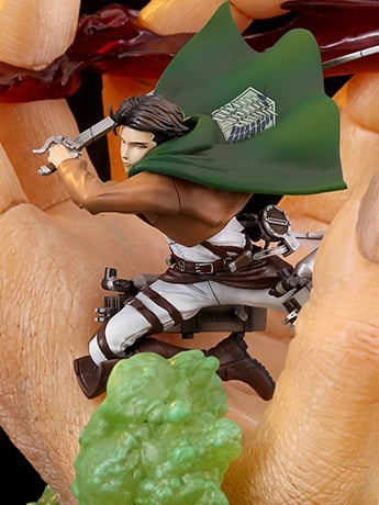 Attack on Titan Levi Ackerman vs Beast Titan 1/10 Scale Diorama Gallery Image 2