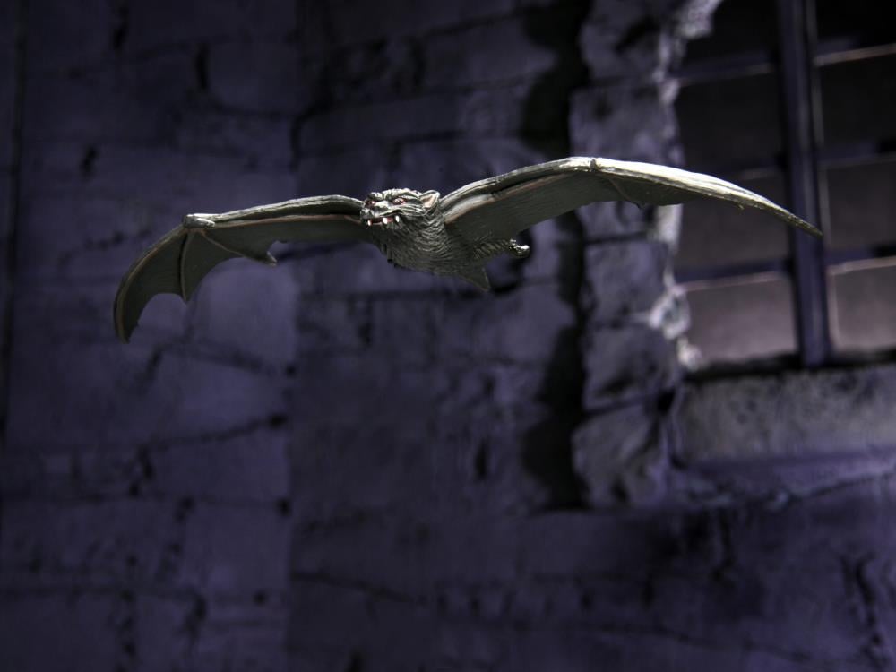 Universal Monsters Ultimate Dracula (Transylvania) Figure Gallery Image 23