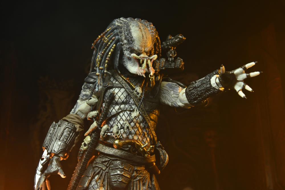 Predator 2 Ultimate Elder Predator Figure Gallery Image 12