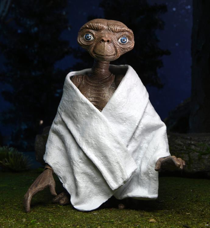 E.T. 40th Anniversary Ultimate E.T. Figure Gallery Image 15