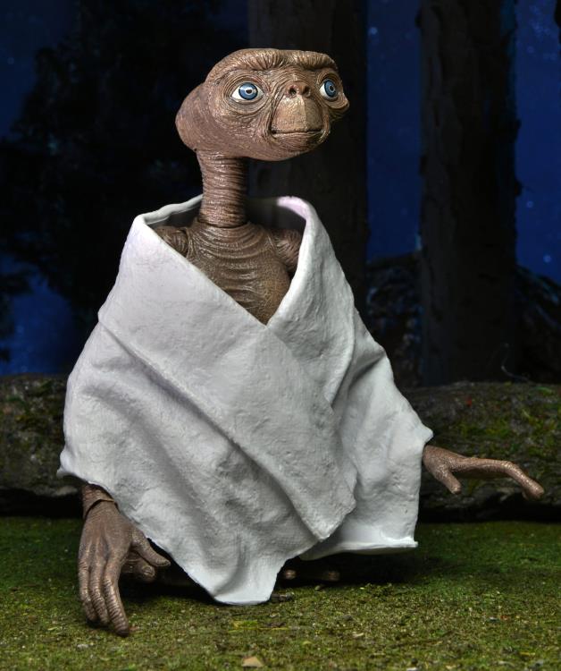 E.T. 40th Anniversary Ultimate E.T. Figure Gallery Image 16