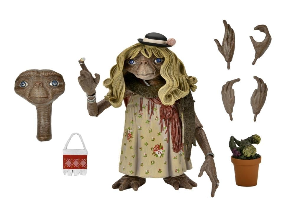 E.T. 40th Anniversary Ultimate Dress Up E.T. Gallery Image 3