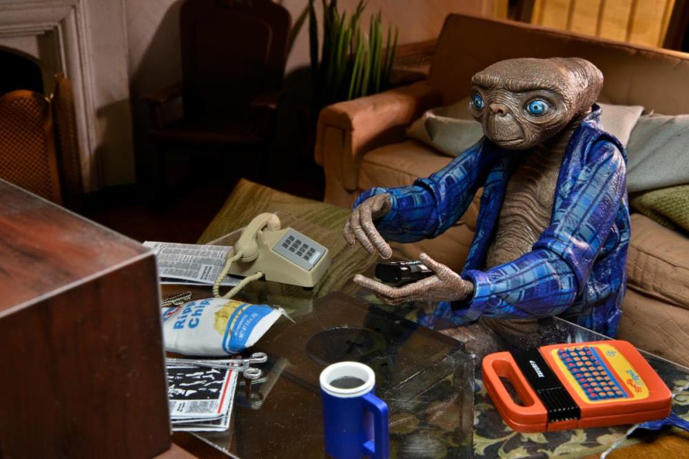 E.T. 40th Anniversary Ultimate Telepathic E.T. Gallery Image 4