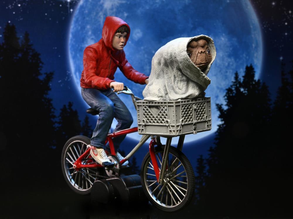 E.T. 40th Anniversary Elliot & E.T. on Bicycle 7